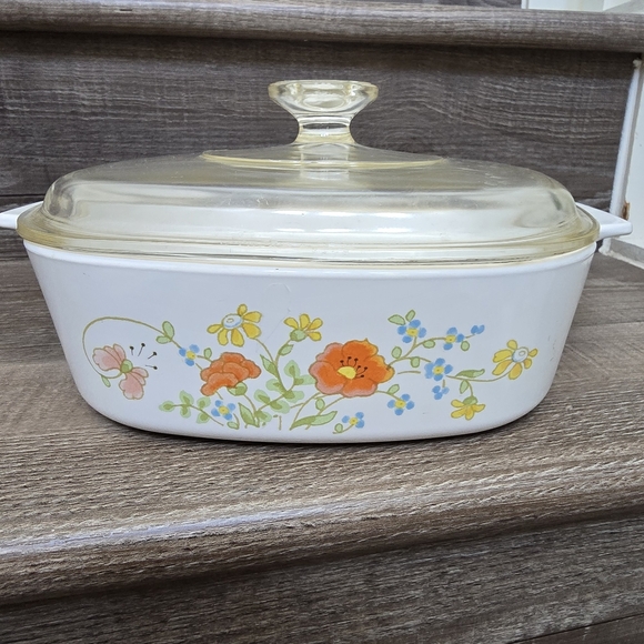 Vintage Corning Ware Wildflower 2 Quart Casserole Dish with Lid A-2-B - Picture 1 of 6
